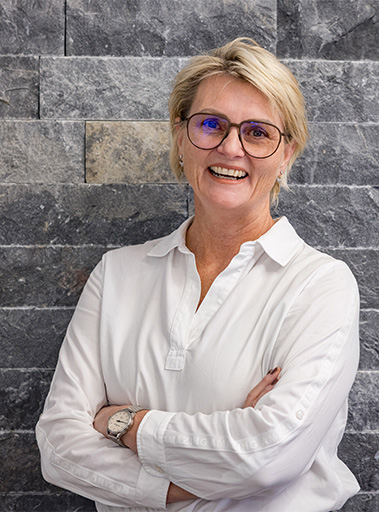 Brillenmacher-Slatner-Brillen-Kontaktlinsen-Sonnenbrillen-5